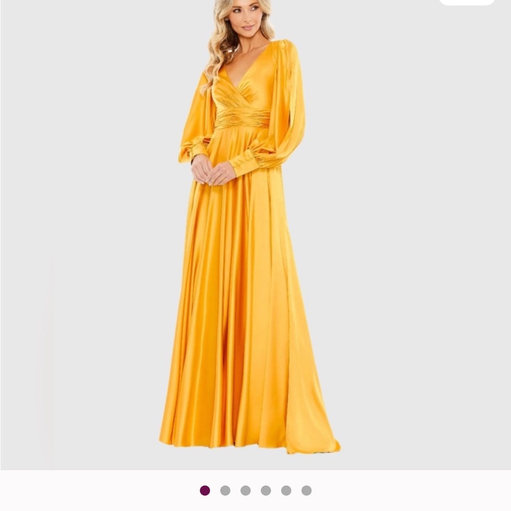 NWT Mac Duggal Golden Long Sleeve Dress